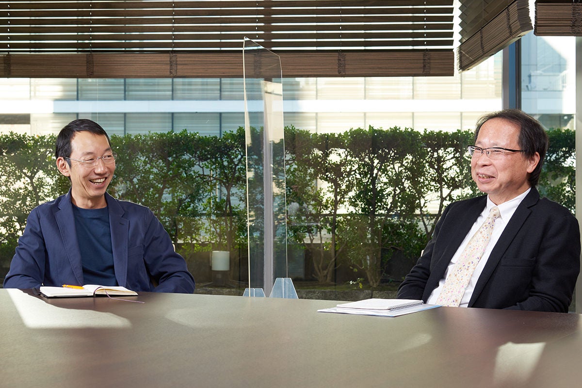 山口周氏（左）と北沢永志氏（右）