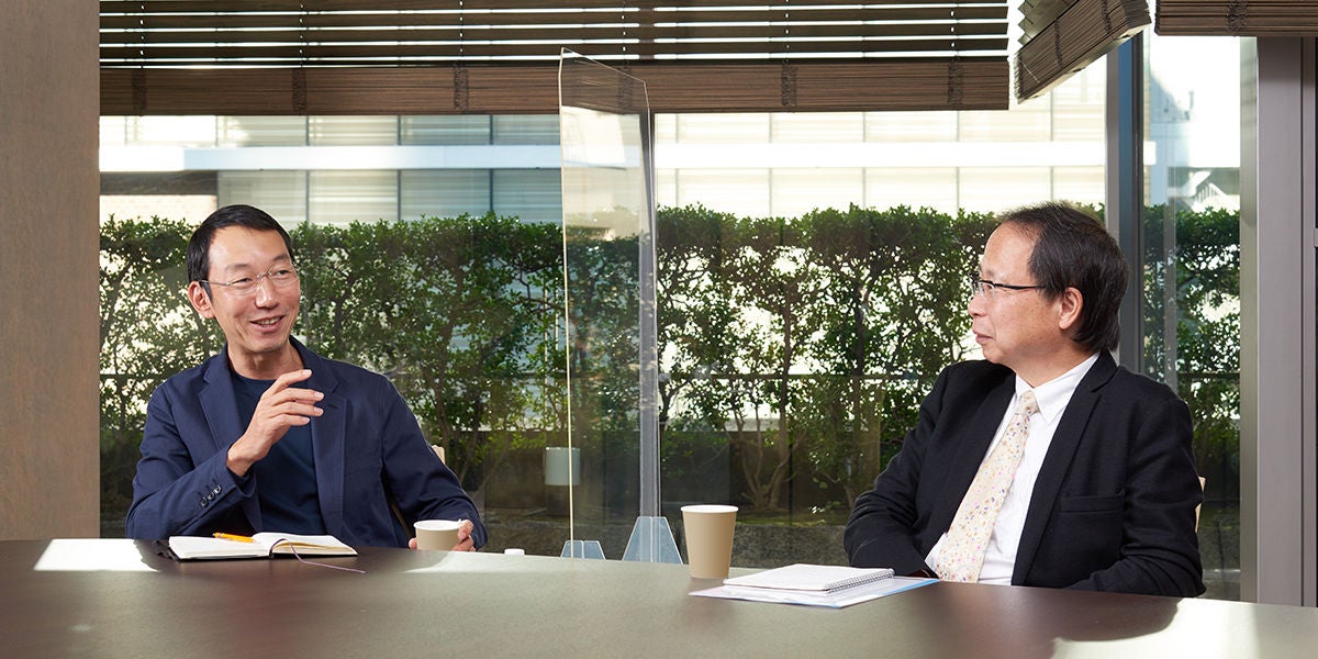 山口周氏（左）と北沢永志氏（右）