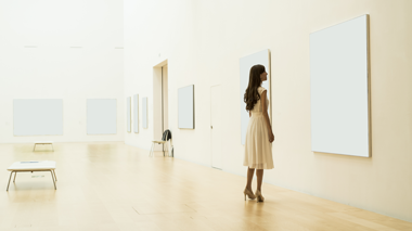 ミュージアムで鑑賞してる人のイメージ図