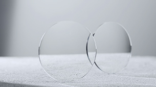 Low Birefringence Polymer Element